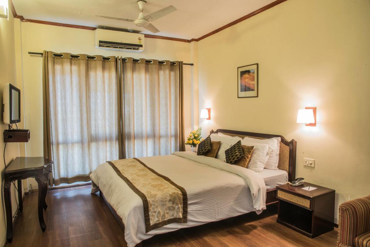Landmark Hotels Guwahati Luaran gambar