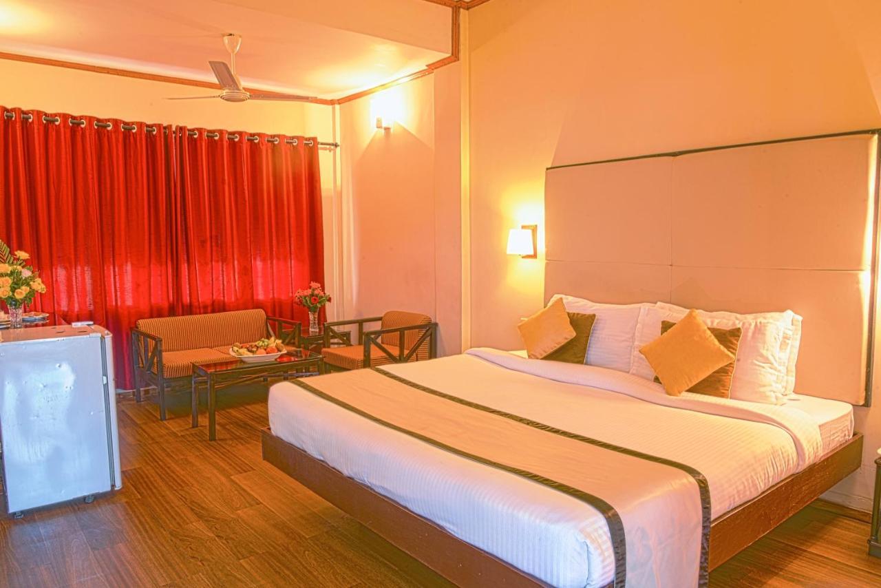 Landmark Hotels Guwahati Luaran gambar