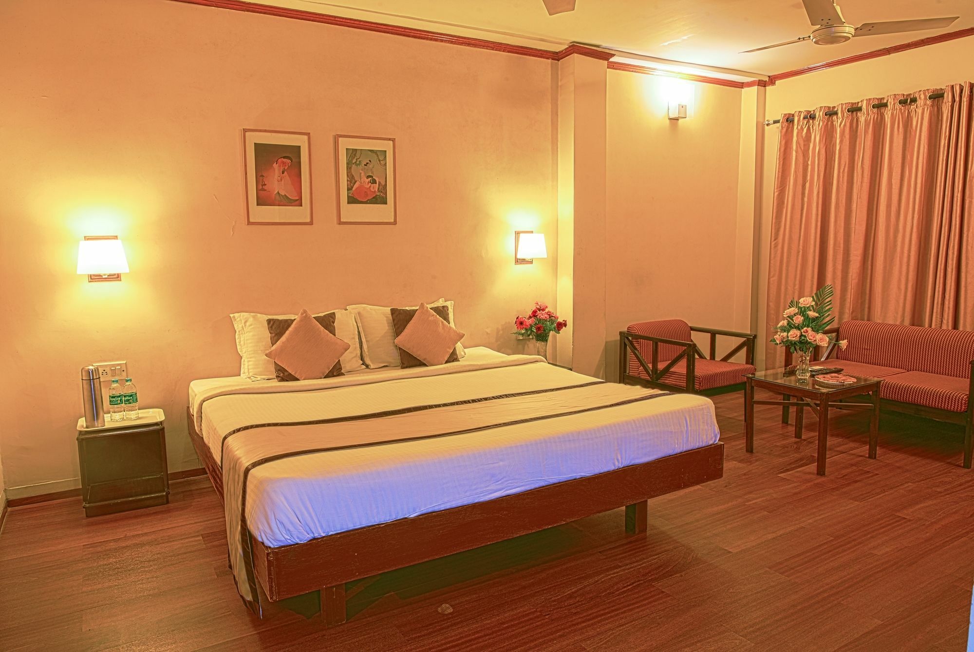 Landmark Hotels Guwahati Luaran gambar